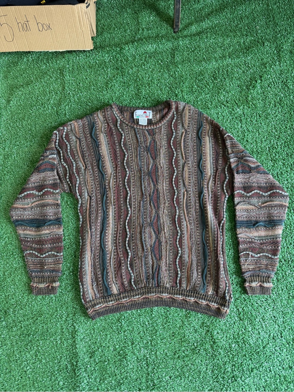 Vintage-Inspired Multicolor Patterned Crewneck Sweater - Men
